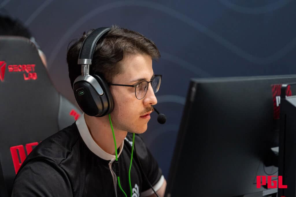 Legacy Counter-Strike player Lux competing at PGL event