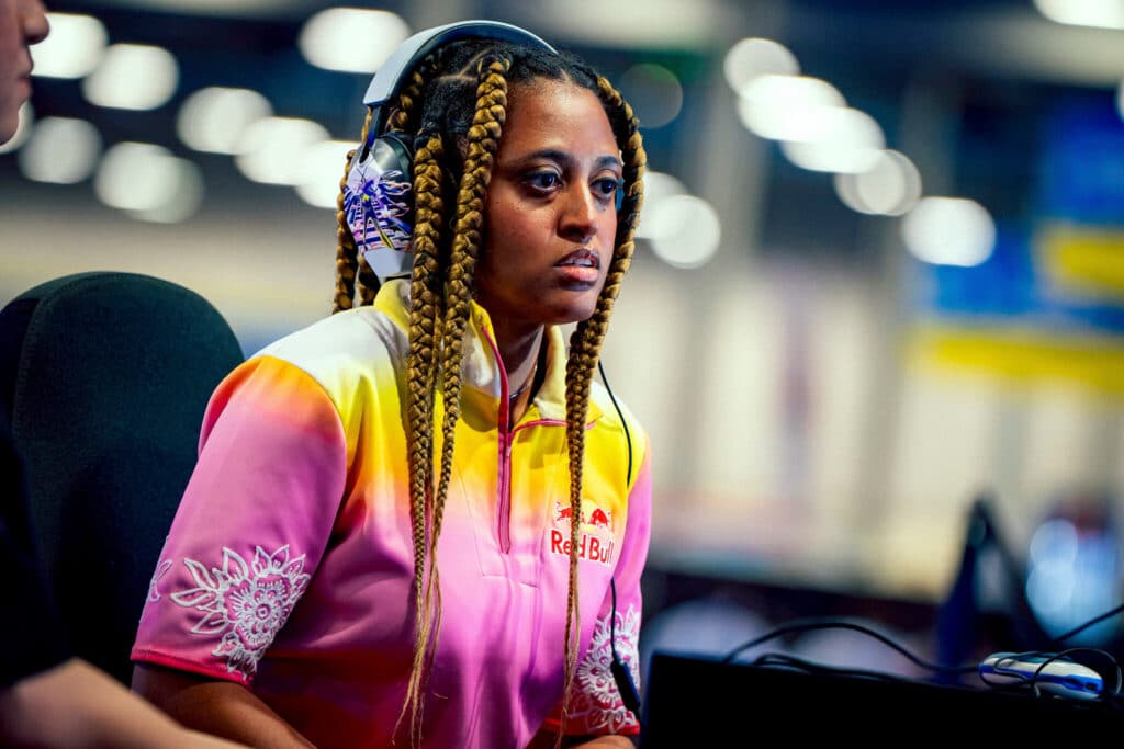 Cuddle_Core competing at Evo 2026